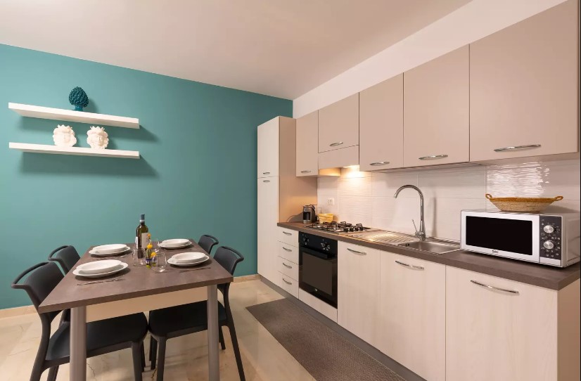 <b>Click to open image!</b> <b>Navigation tip:</b> Hover mouse on top of the right or left side of the image to see the next or previous image respectively.<br /><br />You are browsing images from the article:<br /><span class="sigProPopupCaption"></span>