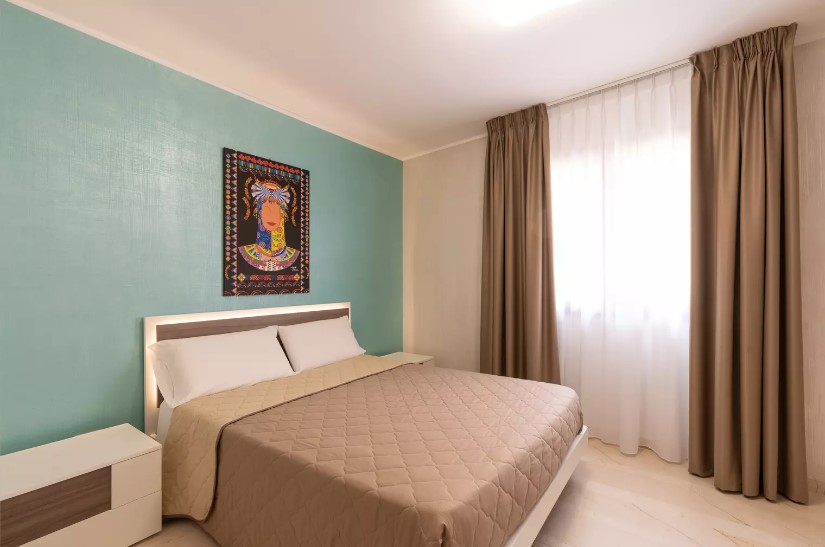 <b>Click to open image!</b> <b>Navigation tip:</b> Hover mouse on top of the right or left side of the image to see the next or previous image respectively.<br /><br />You are browsing images from the article:<br /><span class="sigProPopupCaption"></span>