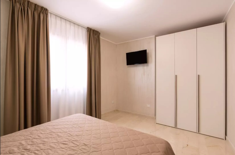 <b>Click to open image!</b> <b>Navigation tip:</b> Hover mouse on top of the right or left side of the image to see the next or previous image respectively.<br /><br />You are browsing images from the article:<br /><span class="sigProPopupCaption"></span>