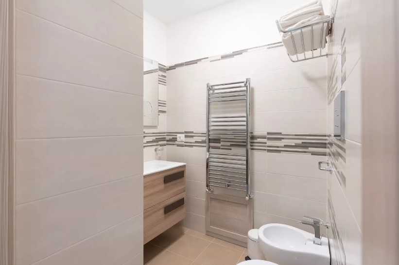 <b>Click to open image!</b> <b>Navigation tip:</b> Hover mouse on top of the right or left side of the image to see the next or previous image respectively.<br /><br />You are browsing images from the article:<br /><span class="sigProPopupCaption"></span>