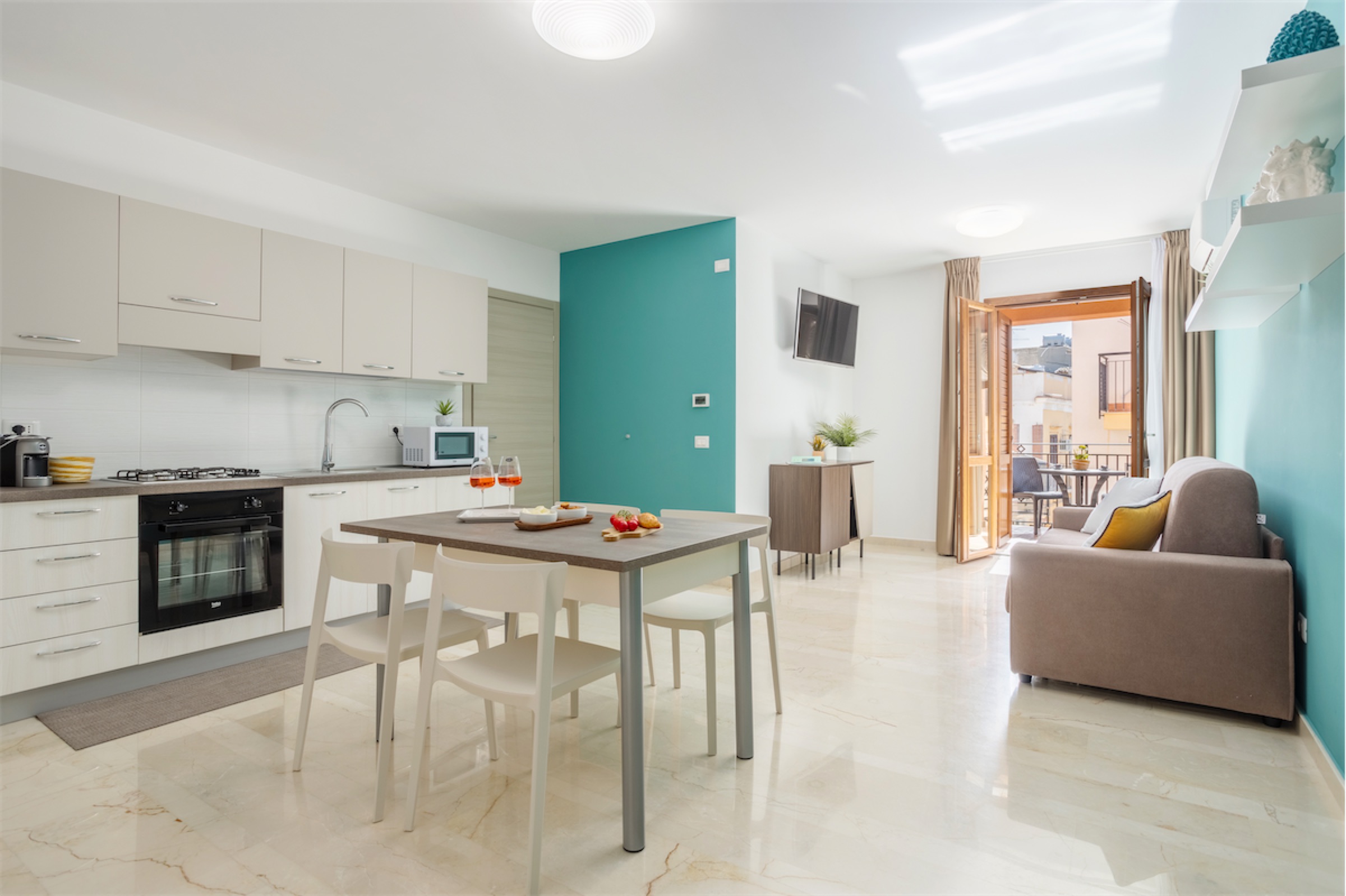 <b>Click to open image!</b> <b>Navigation tip:</b> Hover mouse on top of the right or left side of the image to see the next or previous image respectively.<br /><br />You are browsing images from the article:<br /><span class="sigProPopupCaption"></span>