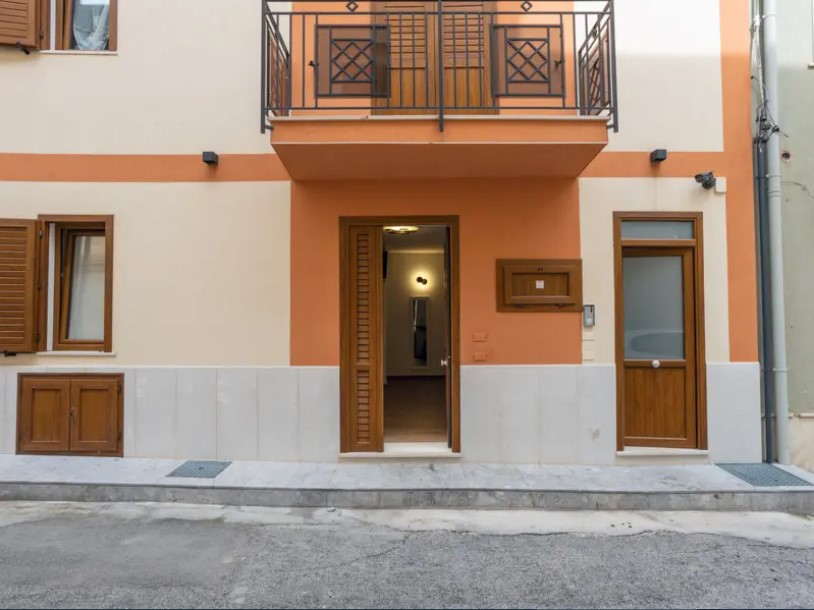 <b>Click to open image!</b> <b>Navigation tip:</b> Hover mouse on top of the right or left side of the image to see the next or previous image respectively.<br /><br />You are browsing images from the article:<br /><span class="sigProPopupCaption"></span>