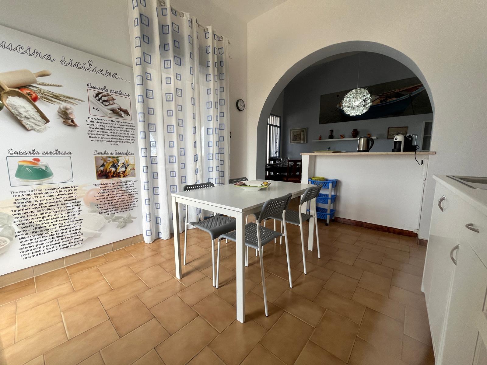 <b>Click to open image!</b> <b>Navigation tip:</b> Hover mouse on top of the right or left side of the image to see the next or previous image respectively.<br /><br />You are browsing images from the article:<br /><span class="sigProPopupCaption"></span>