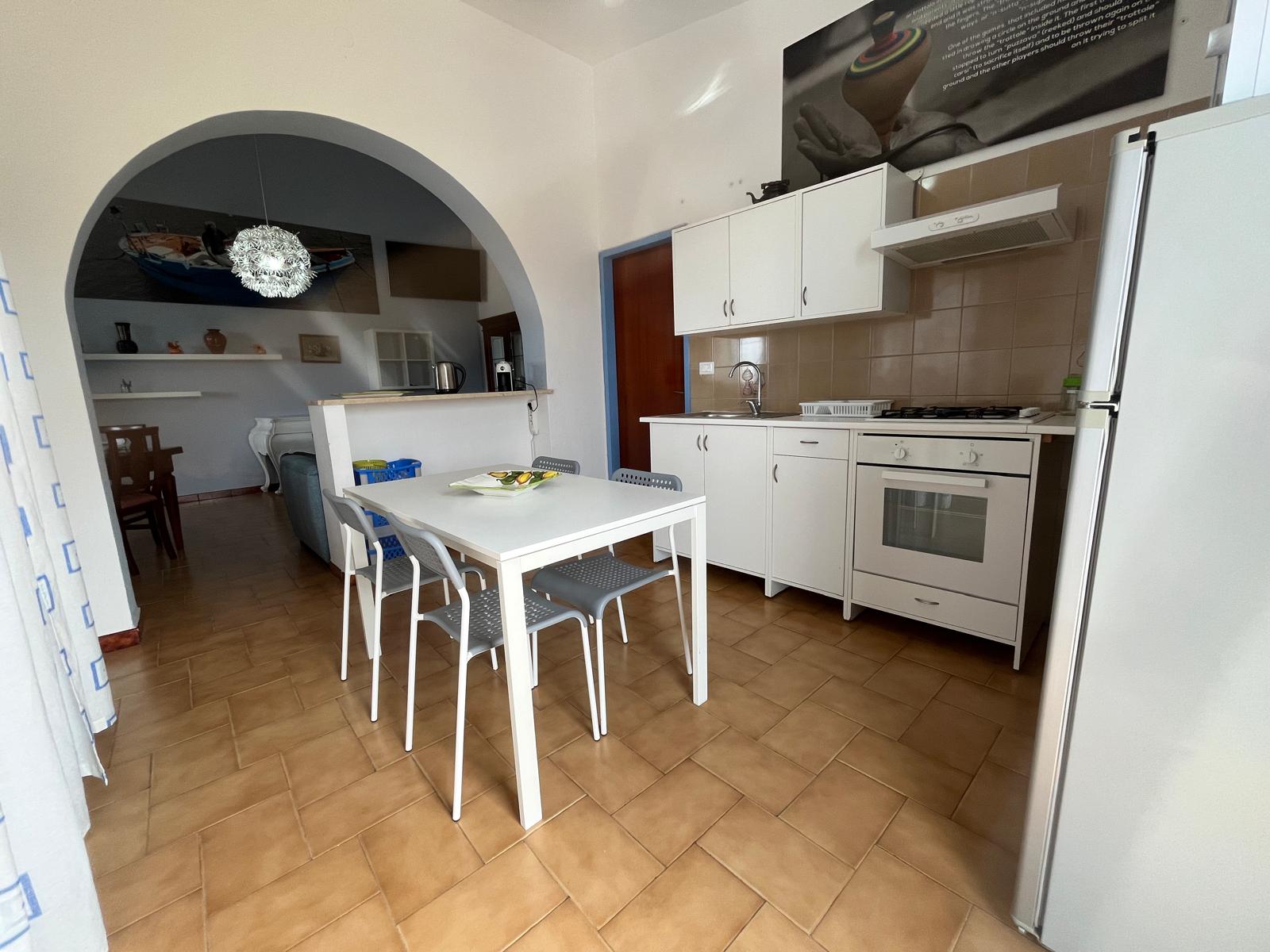 <b>Click to open image!</b> <b>Navigation tip:</b> Hover mouse on top of the right or left side of the image to see the next or previous image respectively.<br /><br />You are browsing images from the article:<br /><span class="sigProPopupCaption"></span>