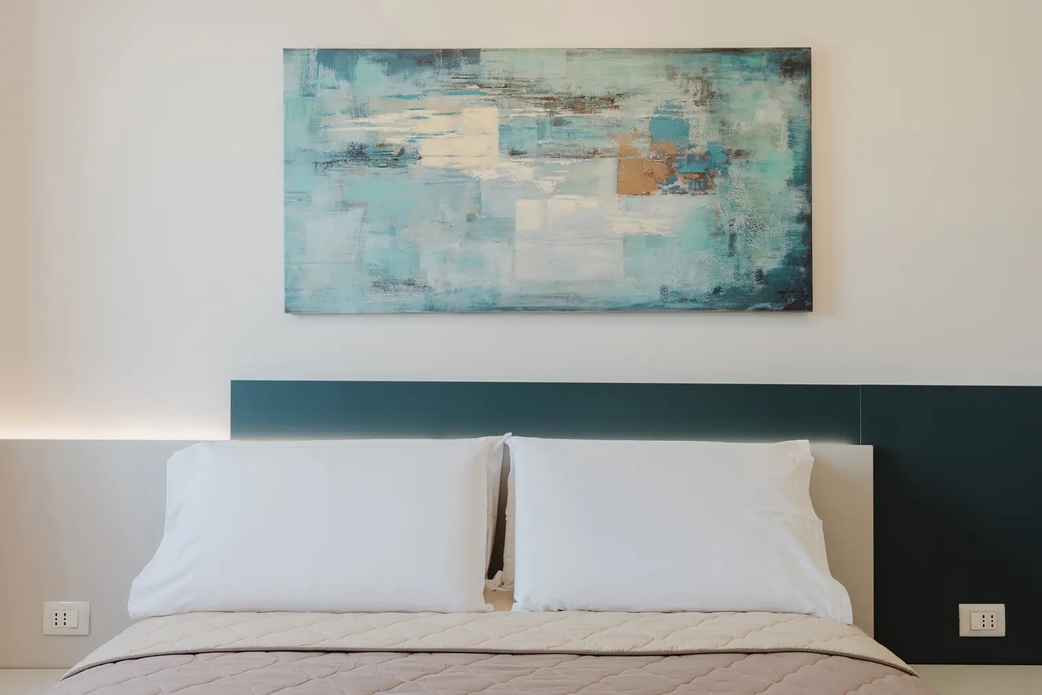 <b>Click to open image!</b> <b>Navigation tip:</b> Hover mouse on top of the right or left side of the image to see the next or previous image respectively.<br /><br />You are browsing images from the article:<br /><span class="sigProPopupCaption"></span>