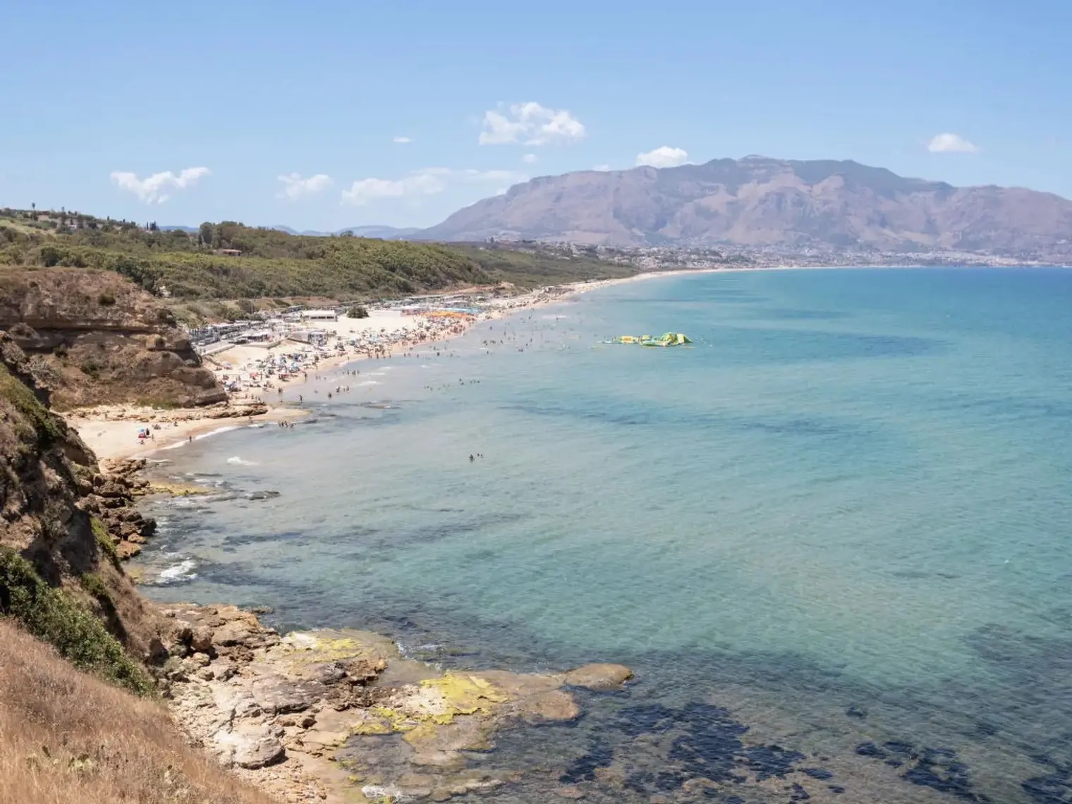 <b>Click to open image!</b> <b>Navigation tip:</b> Hover mouse on top of the right or left side of the image to see the next or previous image respectively.<br /><br />You are browsing images from the article:<br /><span class="sigProPopupCaption"></span>