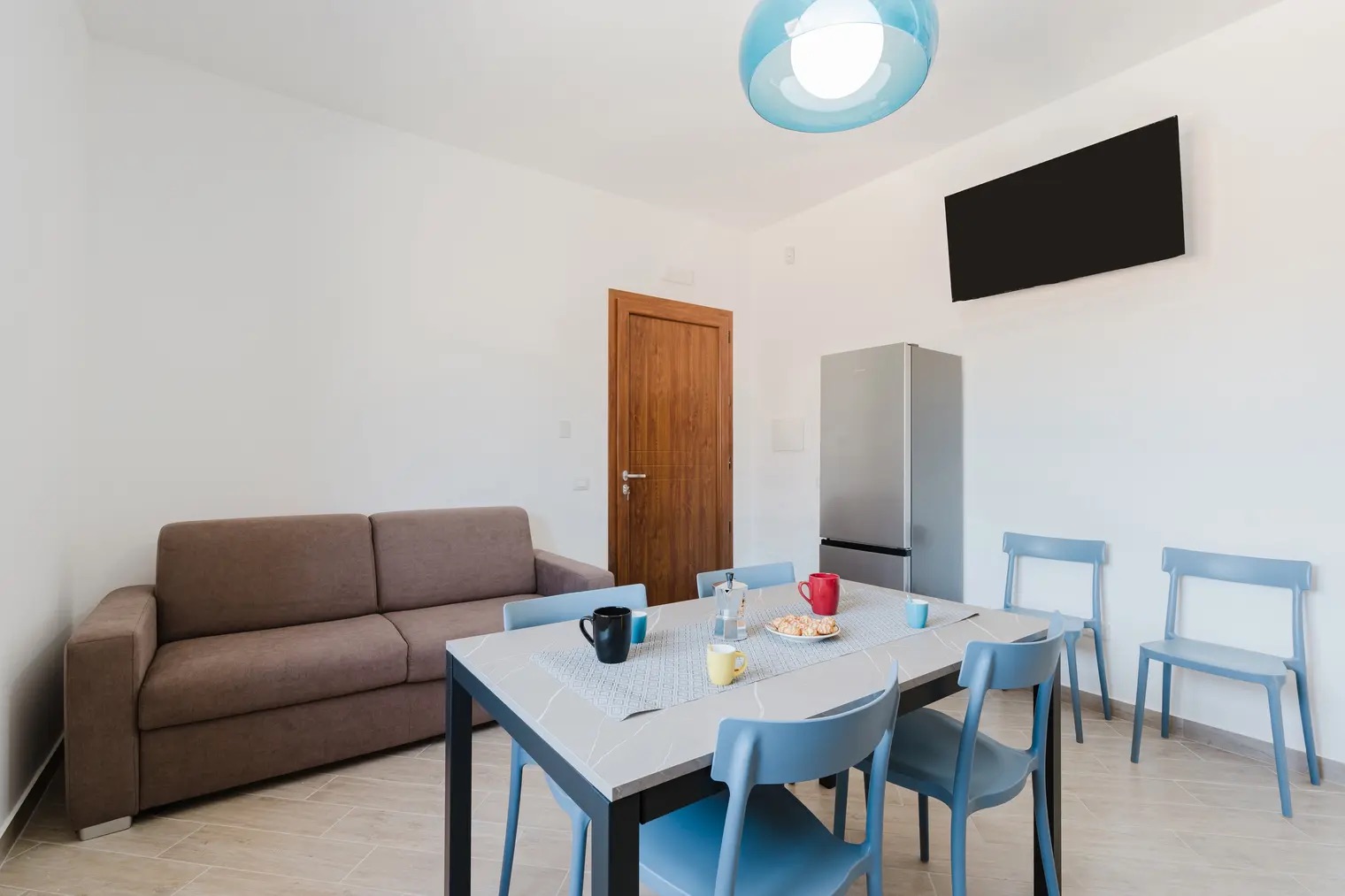 <b>Click to open image!</b> <b>Navigation tip:</b> Hover mouse on top of the right or left side of the image to see the next or previous image respectively.<br /><br />You are browsing images from the article:<br /><span class="sigProPopupCaption"></span>