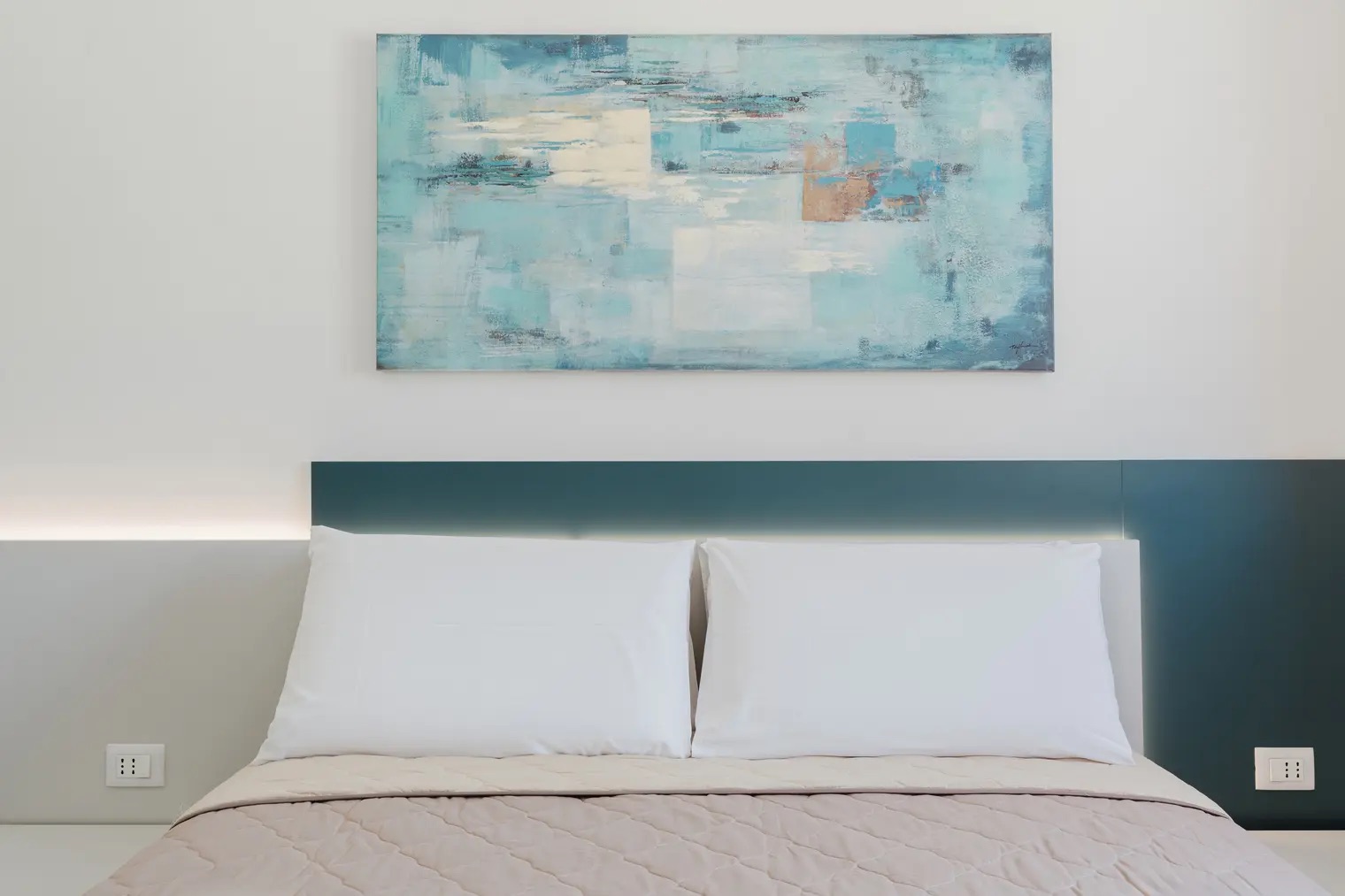 <b>Click to open image!</b> <b>Navigation tip:</b> Hover mouse on top of the right or left side of the image to see the next or previous image respectively.<br /><br />You are browsing images from the article:<br /><span class="sigProPopupCaption"></span>