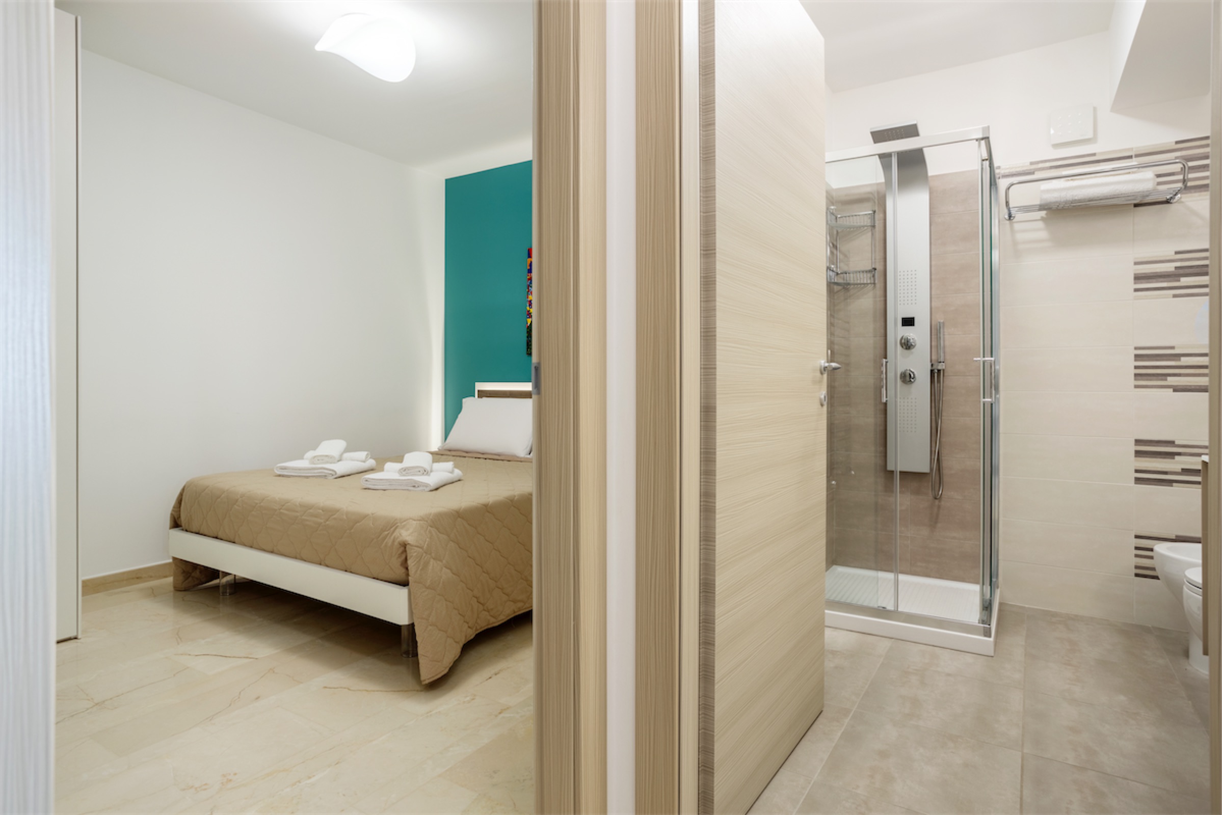 <b>Click to open image!</b> <b>Navigation tip:</b> Hover mouse on top of the right or left side of the image to see the next or previous image respectively.<br /><br />You are browsing images from the article:<br /><span class="sigProPopupCaption"></span>