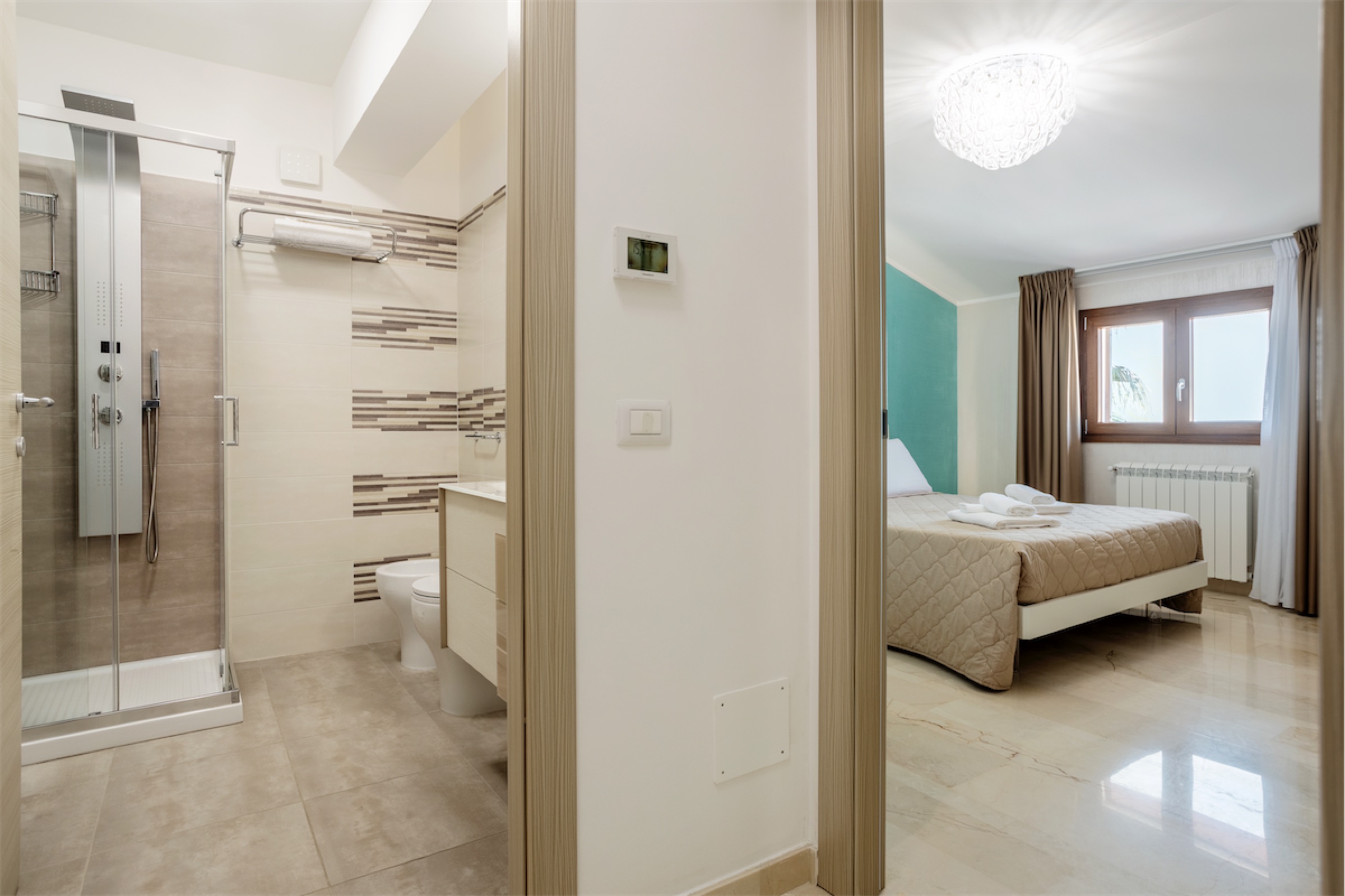 <b>Click to open image!</b> <b>Navigation tip:</b> Hover mouse on top of the right or left side of the image to see the next or previous image respectively.<br /><br />You are browsing images from the article:<br /><span class="sigProPopupCaption"></span>