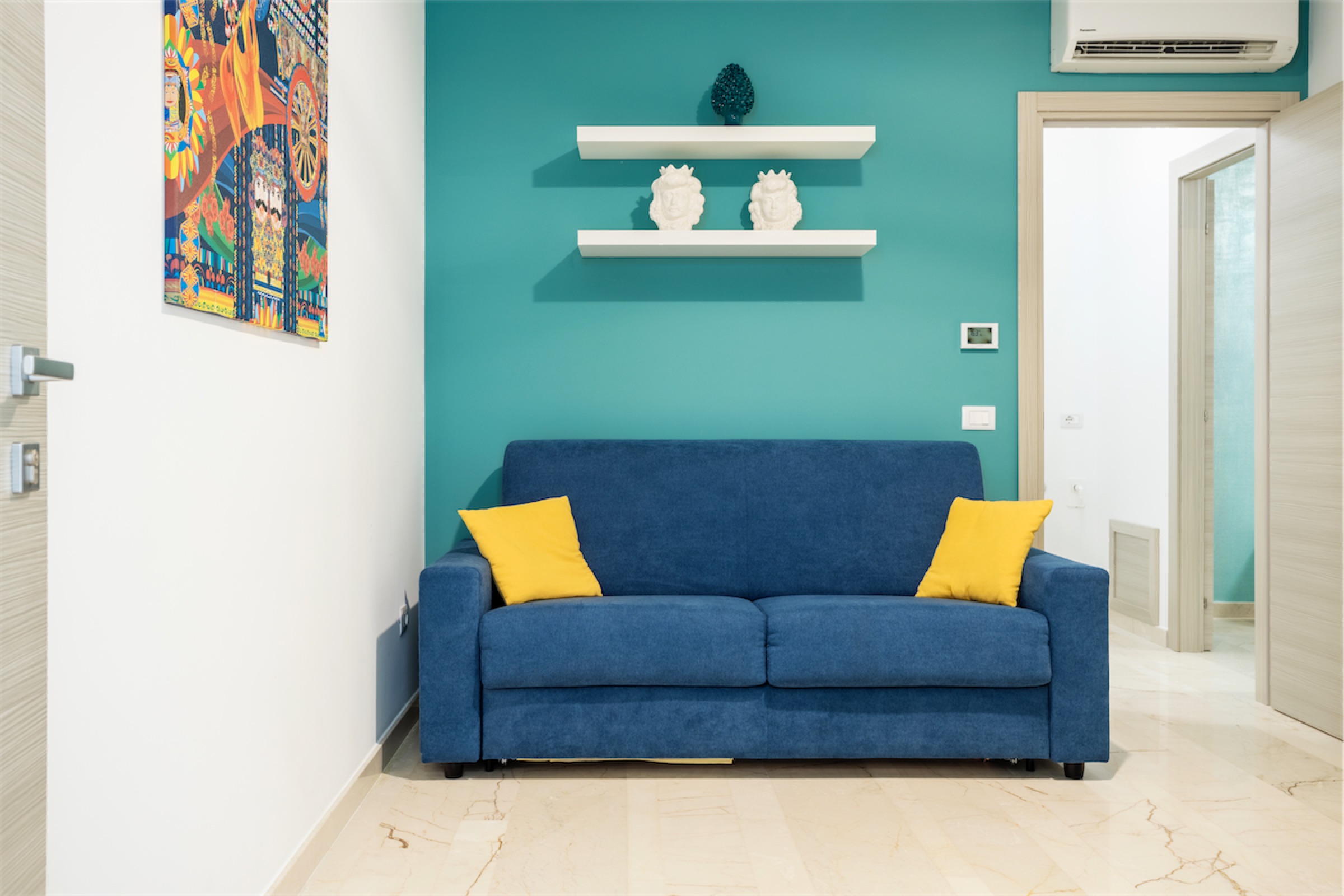 <b>Click to open image!</b> <b>Navigation tip:</b> Hover mouse on top of the right or left side of the image to see the next or previous image respectively.<br /><br />You are browsing images from the article:<br /><span class="sigProPopupCaption"></span>