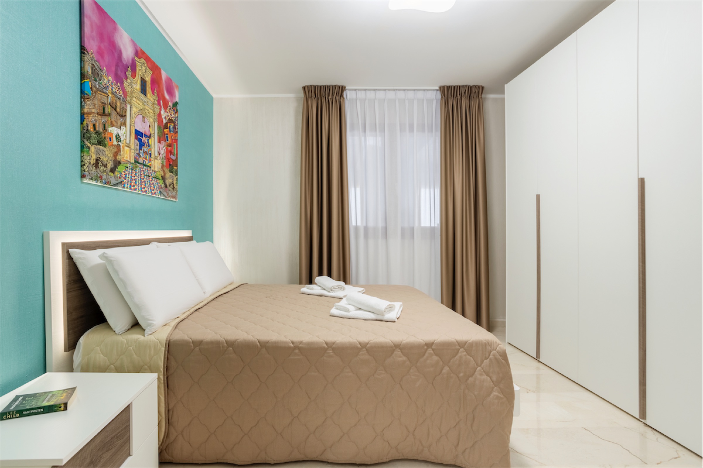 <b>Click to open image!</b> <b>Navigation tip:</b> Hover mouse on top of the right or left side of the image to see the next or previous image respectively.<br /><br />You are browsing images from the article:<br /><span class="sigProPopupCaption"></span>