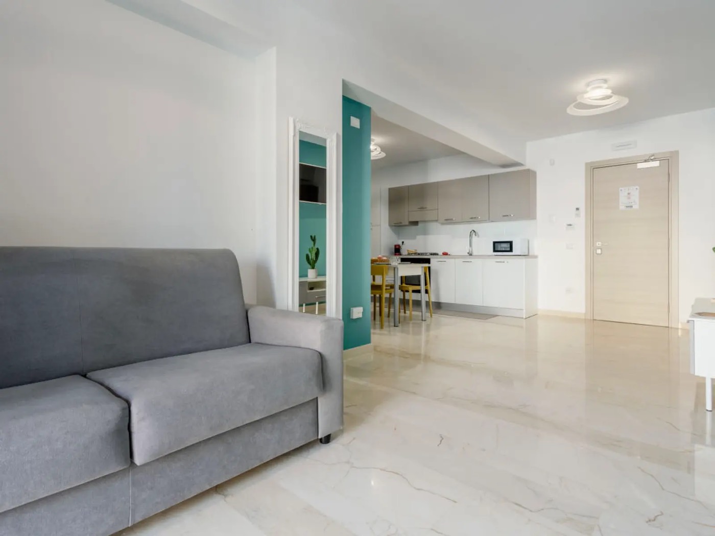 <b>Click to open image!</b> <b>Navigation tip:</b> Hover mouse on top of the right or left side of the image to see the next or previous image respectively.<br /><br />You are browsing images from the article:<br /><span class="sigProPopupCaption"></span>