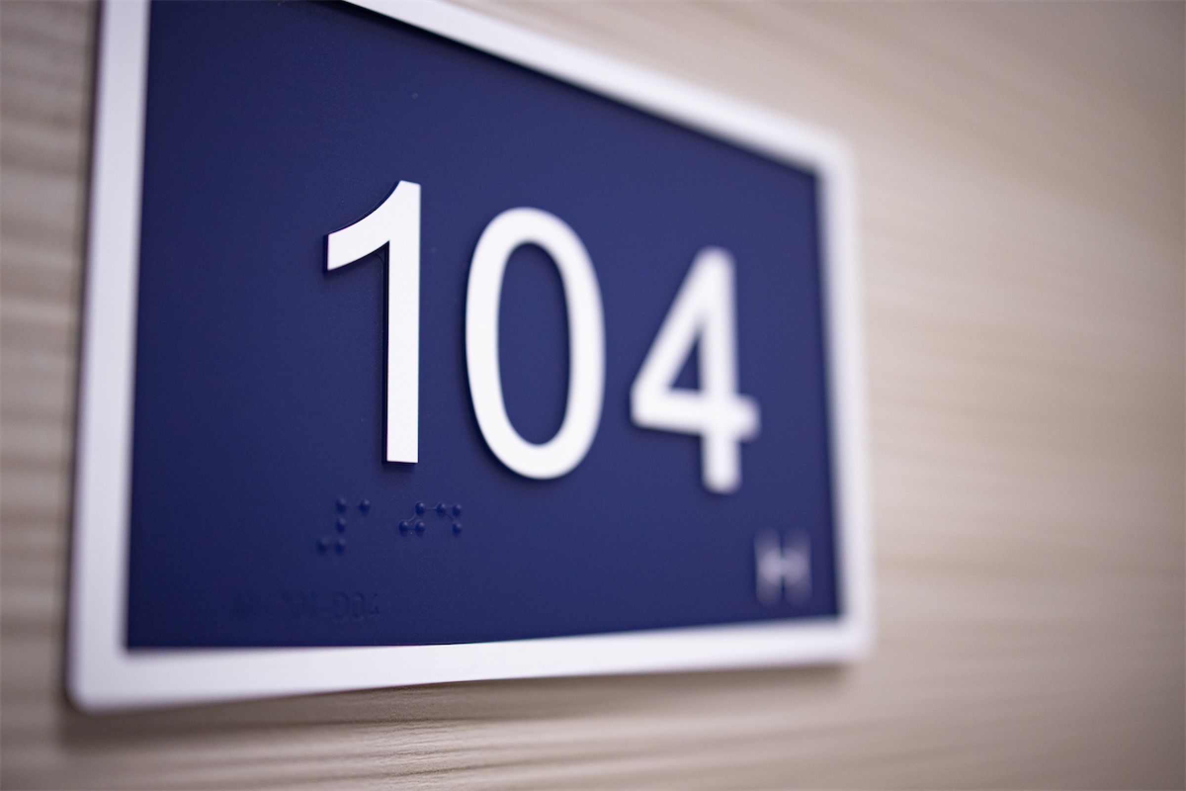 <b>Click to open image!</b> <b>Navigation tip:</b> Hover mouse on top of the right or left side of the image to see the next or previous image respectively.<br /><br />You are browsing images from the article:<br /><span class="sigProPopupCaption"></span>