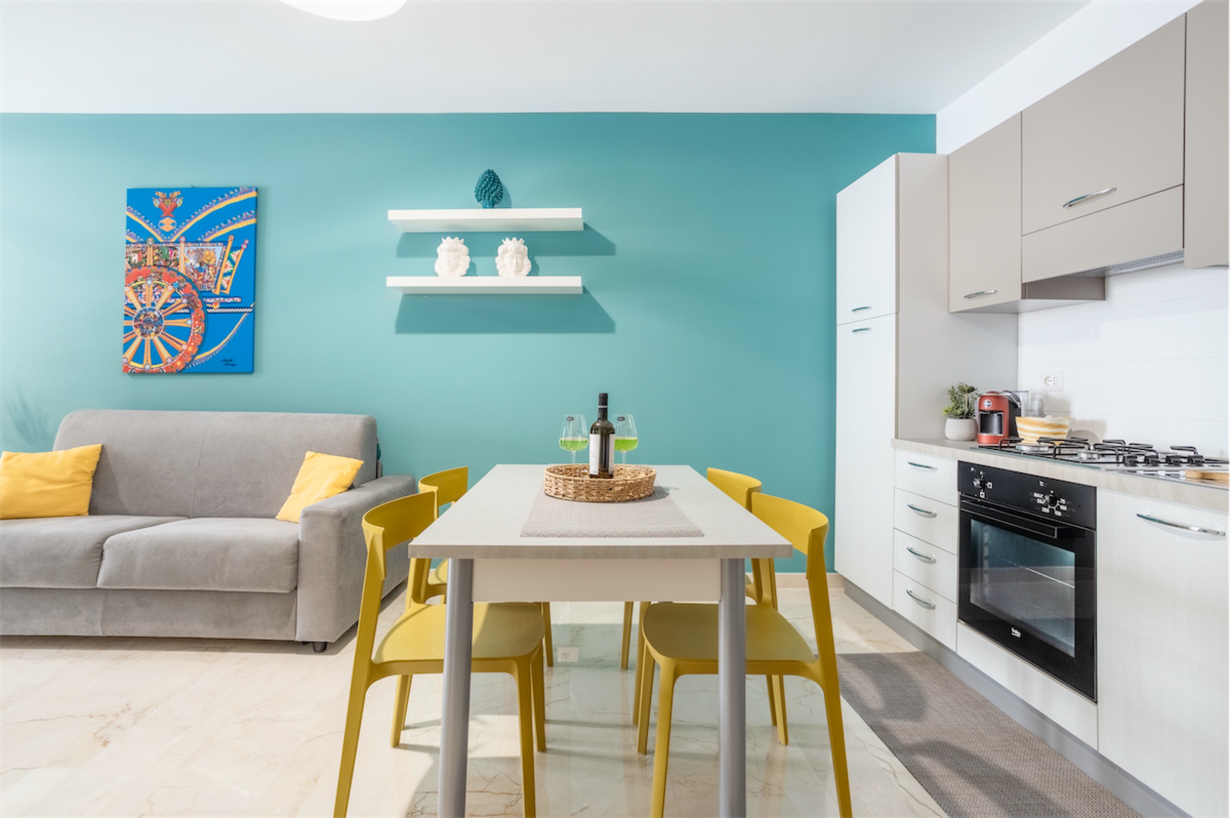 <b>Click to open image!</b> <b>Navigation tip:</b> Hover mouse on top of the right or left side of the image to see the next or previous image respectively.<br /><br />You are browsing images from the article:<br /><span class="sigProPopupCaption"></span>