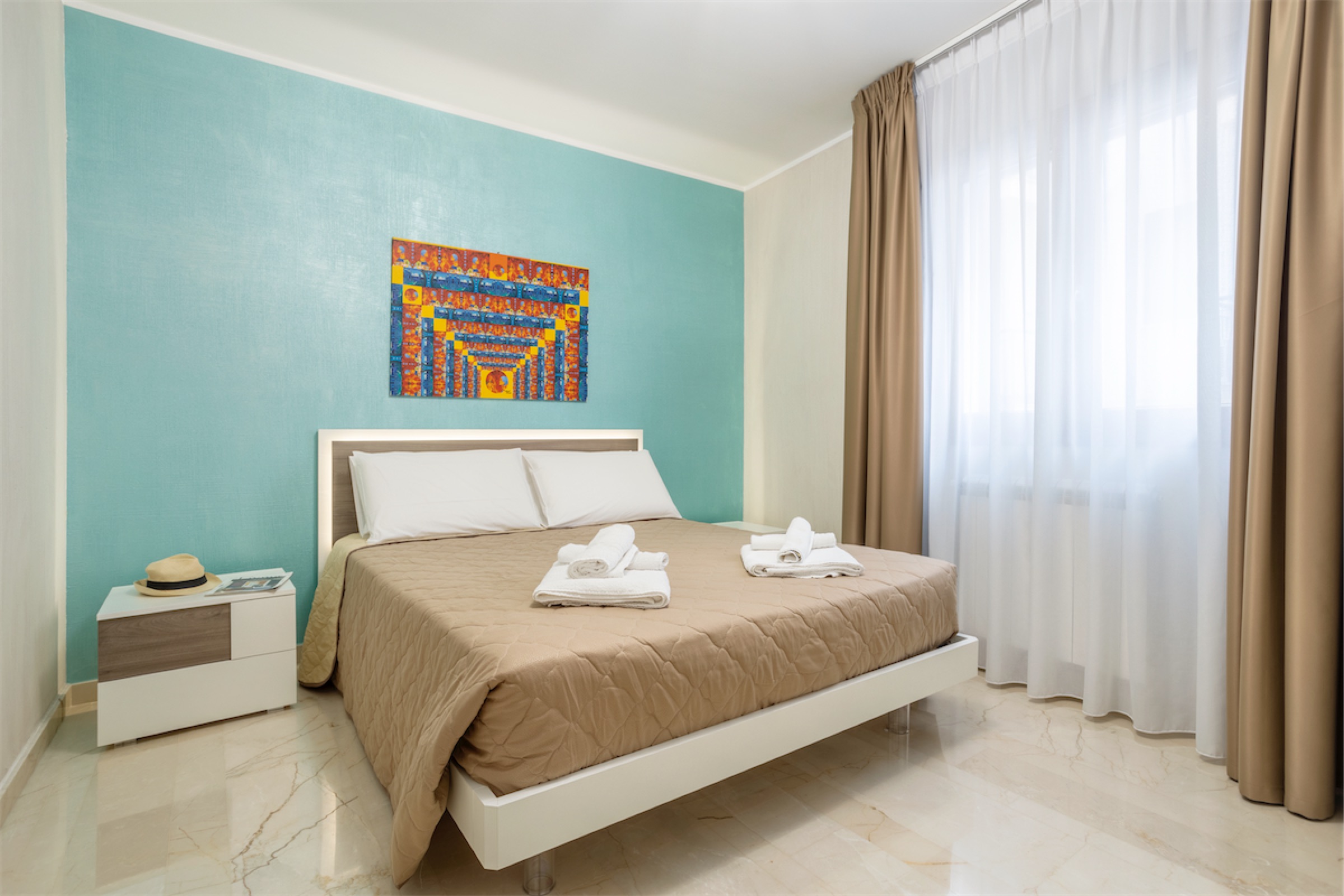 <b>Click to open image!</b> <b>Navigation tip:</b> Hover mouse on top of the right or left side of the image to see the next or previous image respectively.<br /><br />You are browsing images from the article:<br /><span class="sigProPopupCaption"></span>